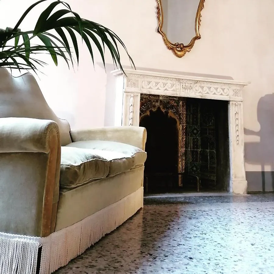 Dimora Almayer Apartment Genoa